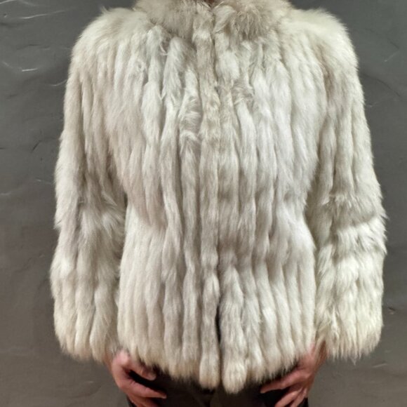 White Saga Fox Fur Coat - Picture 10 of 11
